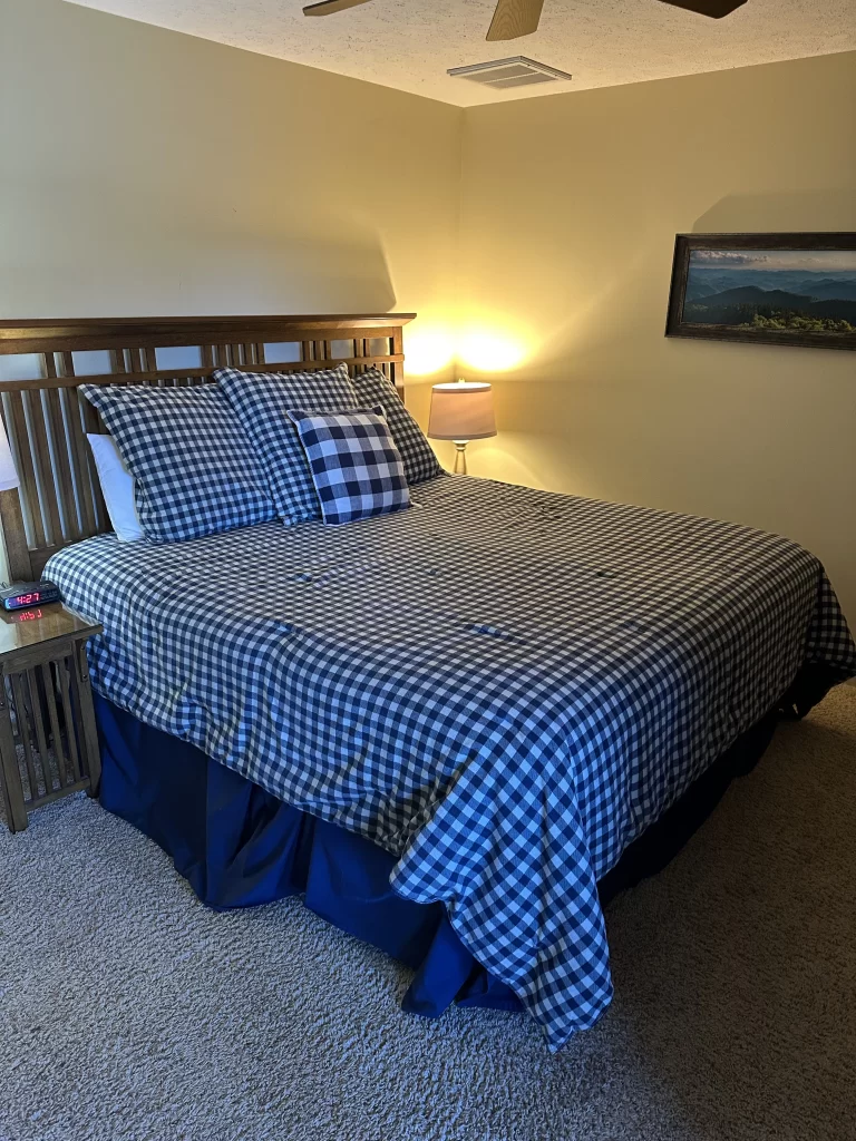 Iris 4 Master Bedroom